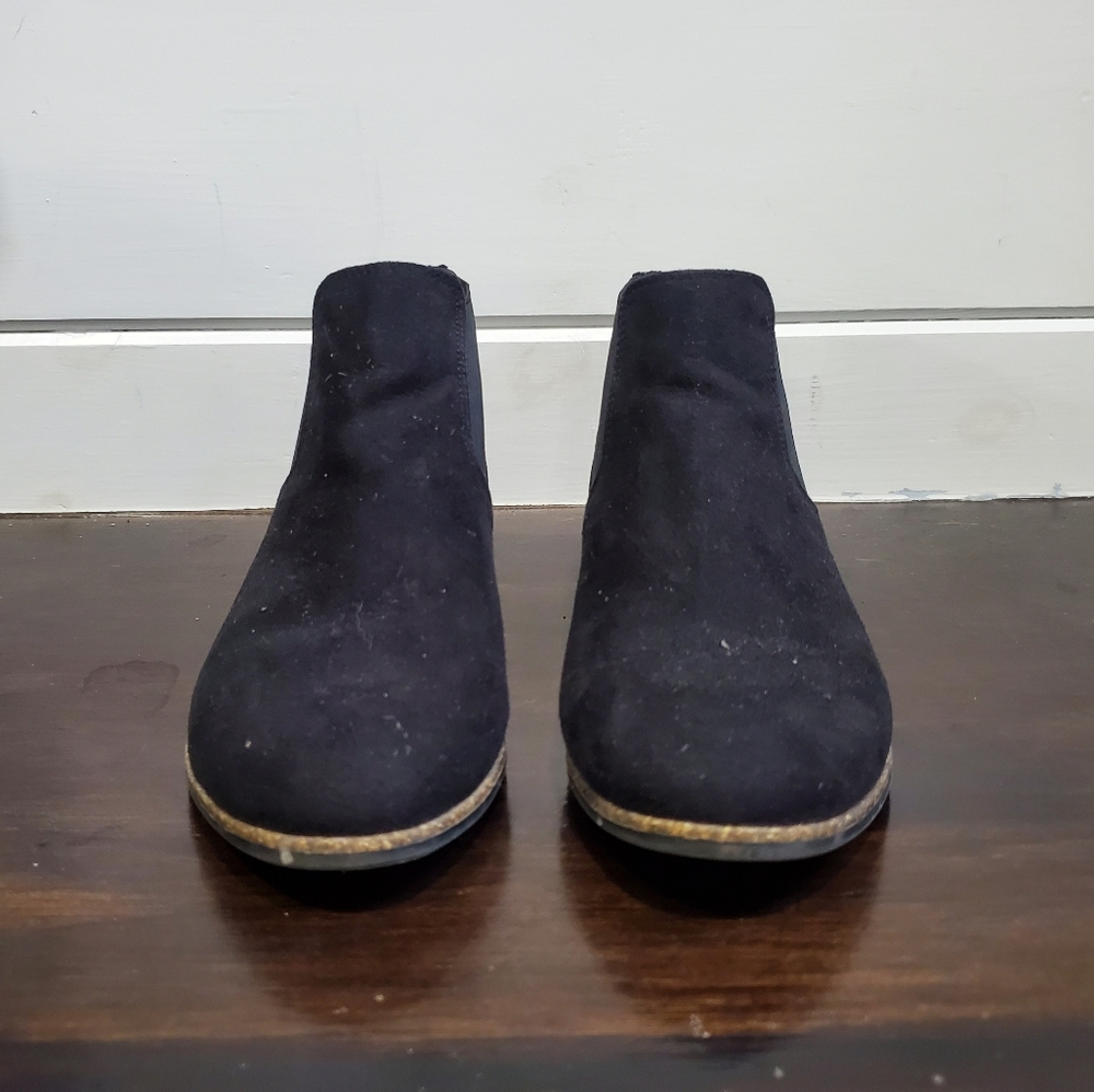 Dr. Scholls | Black Resource Short Ankle Boots - Picture 4 of 10